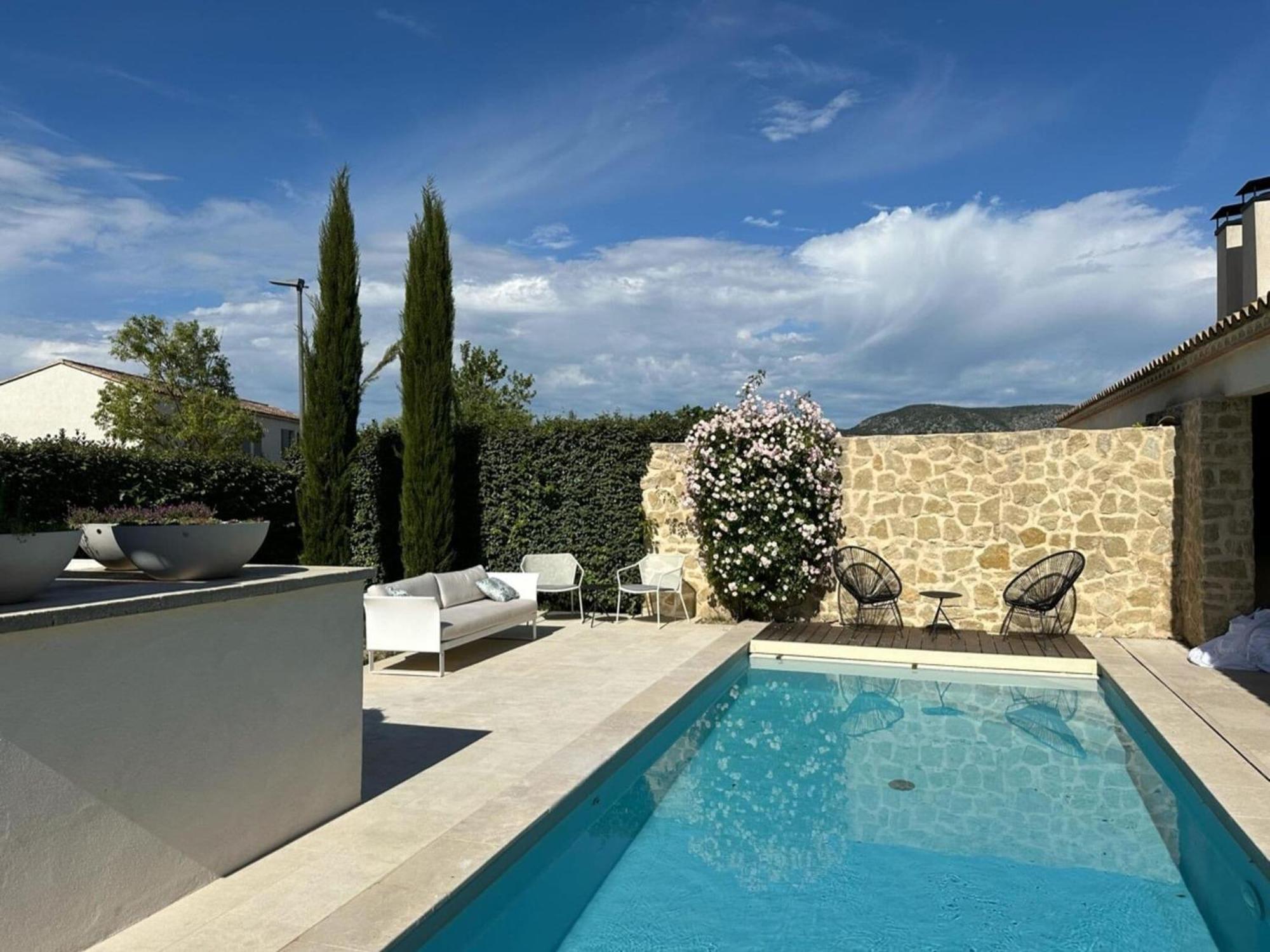 Modern Villa With Private Pool In Malauc N มาโลแซน ภายนอก รูปภาพ