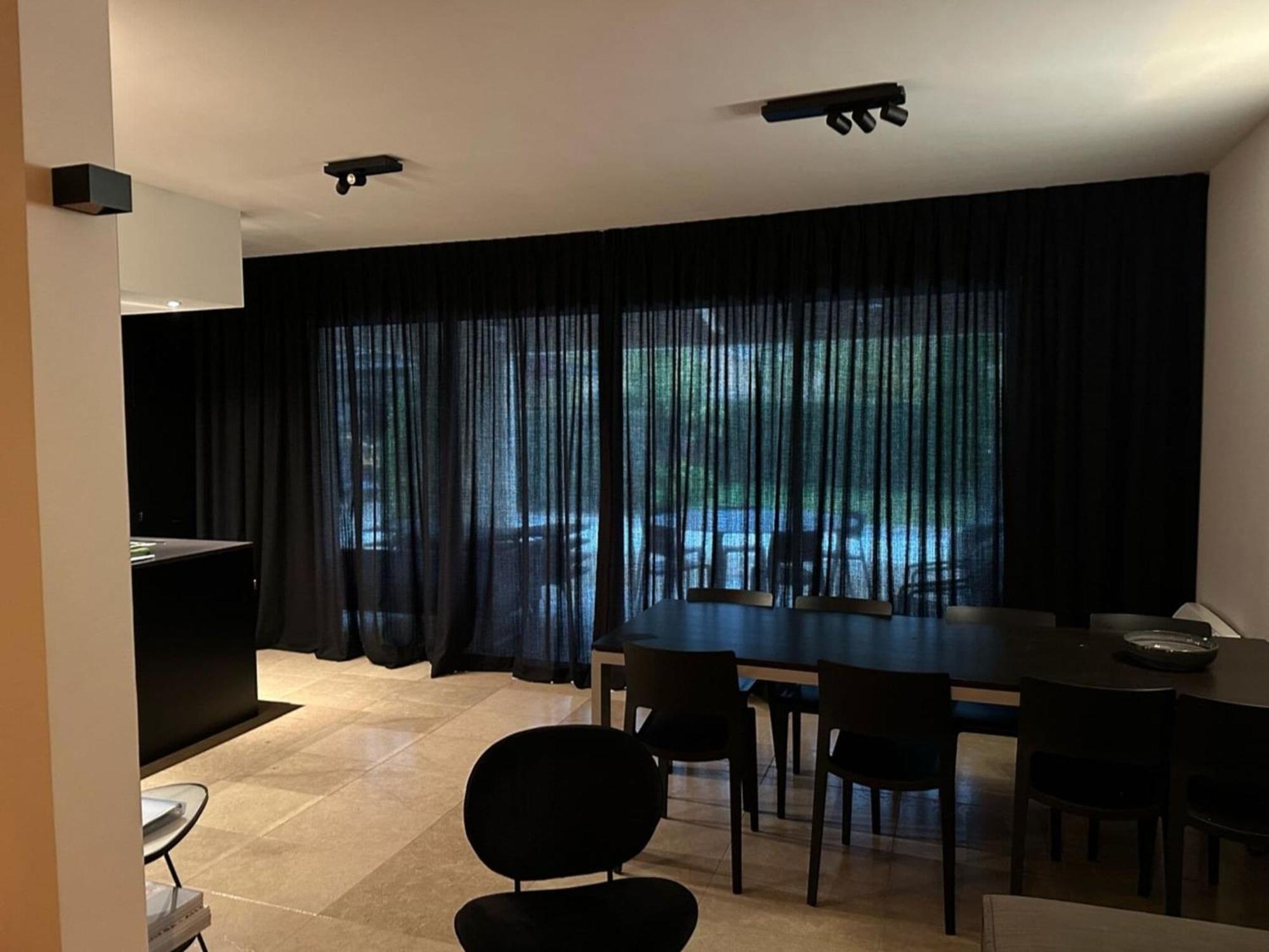 Modern Villa With Private Pool In Malauc N มาโลแซน ภายนอก รูปภาพ